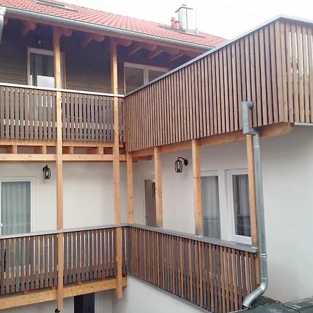 Rest Hotel